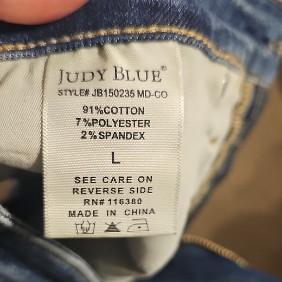 Judy Blue Vintage Blue High-Waisted Jean Shorts - Picture 4 of 4